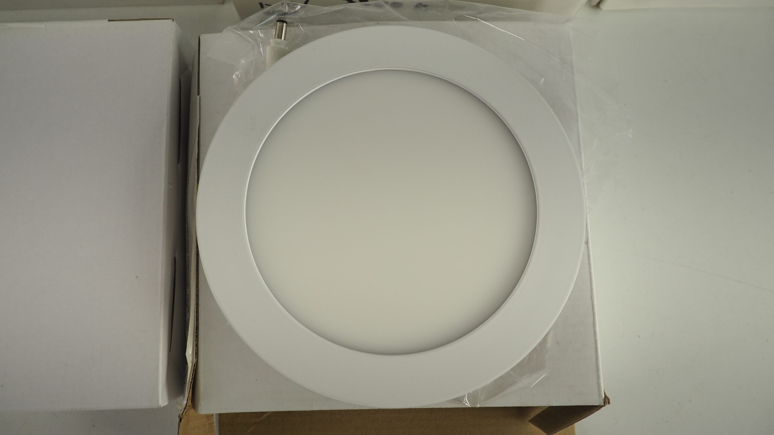 LED valo 4 kpl